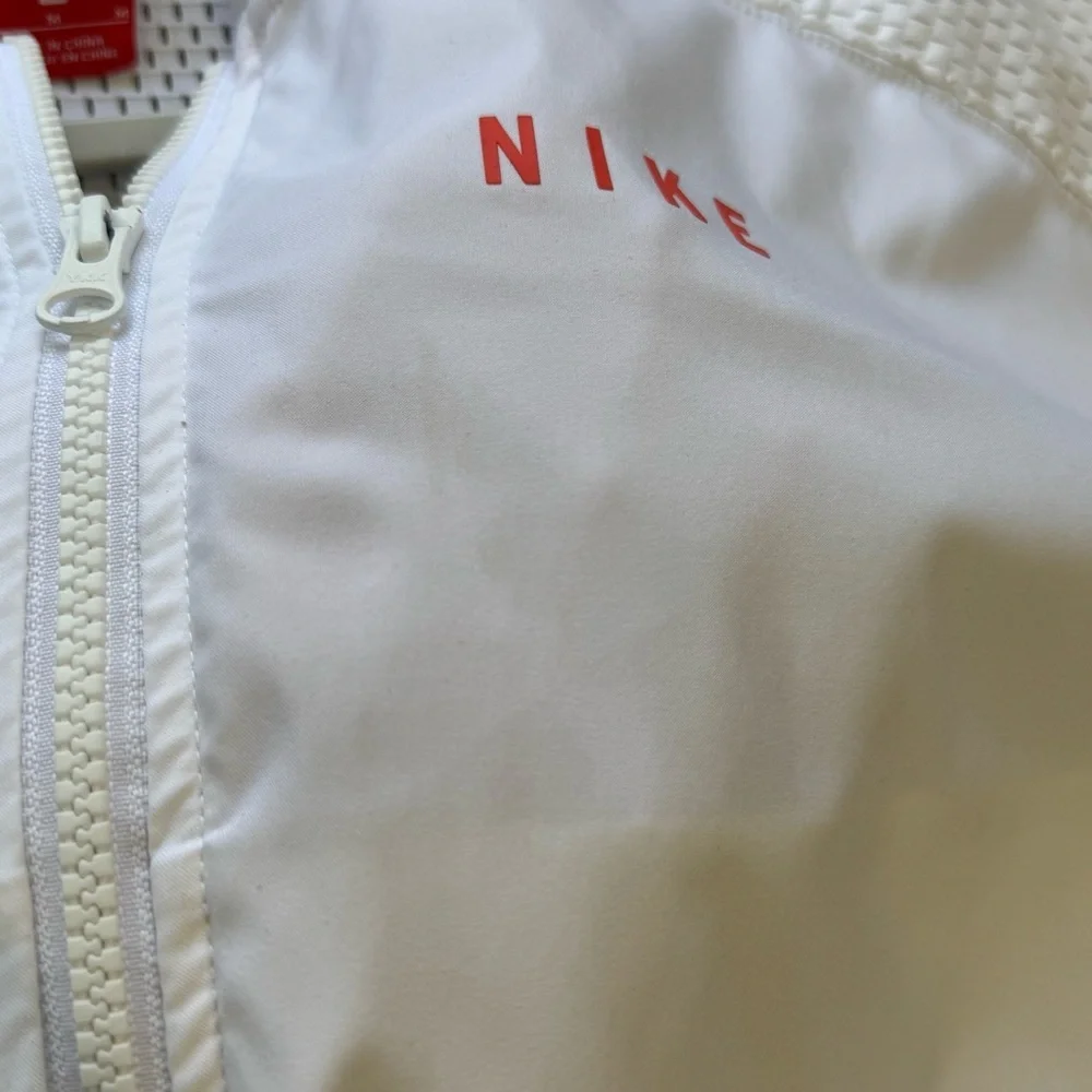 Nike Women's White Bomber Jacket - Picture 10 of 13